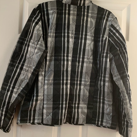 Jacket - Picture 4 of 4